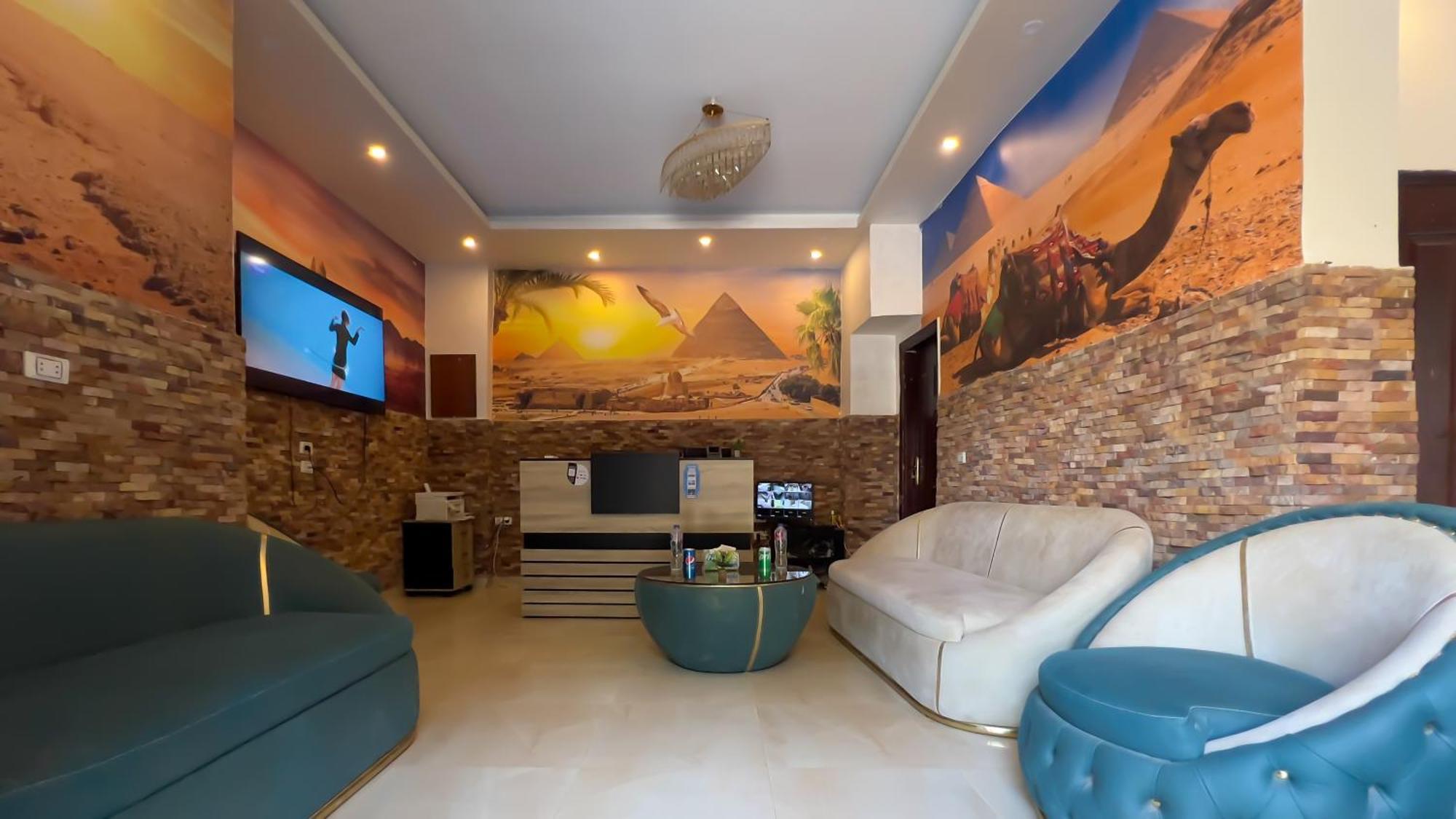 Pyramids Express View Hotel Kafret el-Gabal 외부 사진